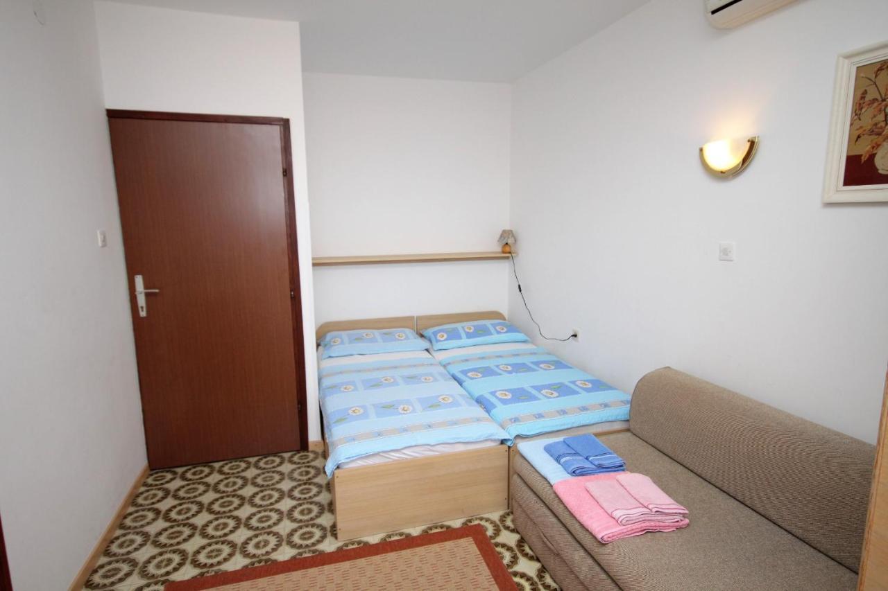 Apartment Selce 2379B Exterior photo